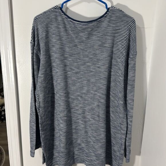 J.JILL SHIRT LONG SLEEVE SIZE LARGE OVERSIZED - Picture 2 of 8